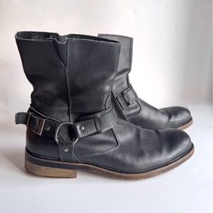 Robert Wayne Connor Harness Boot in Black Leather Men's Size 10.5